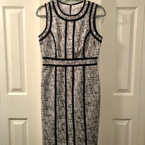 Sz 6 Calvin Klein white and black sleeveless dress
